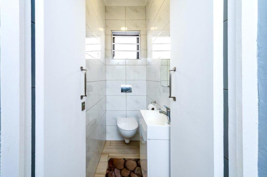3 Bedroom Property for Sale in Woodstock Western Cape